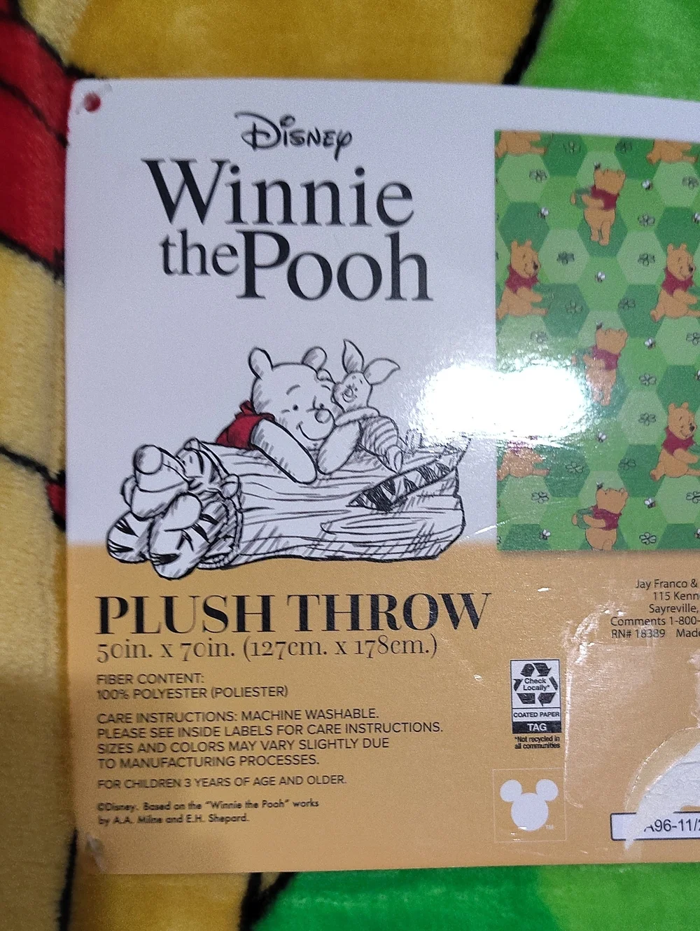 🧸 Disney Winnie the Pooh Plush Throw Blanket – Super Soft & Cozy 🍯
